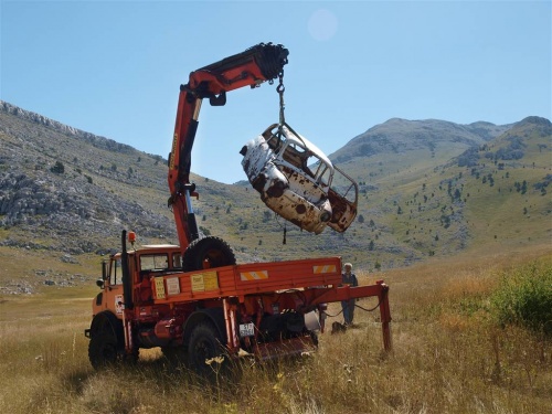 Olupina sa pašnjaka pod vrhom Dinare
